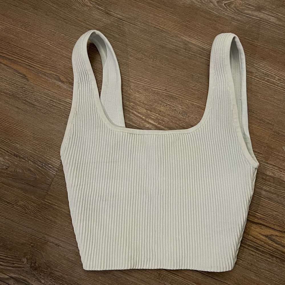 Aritzia sculpt knit tank